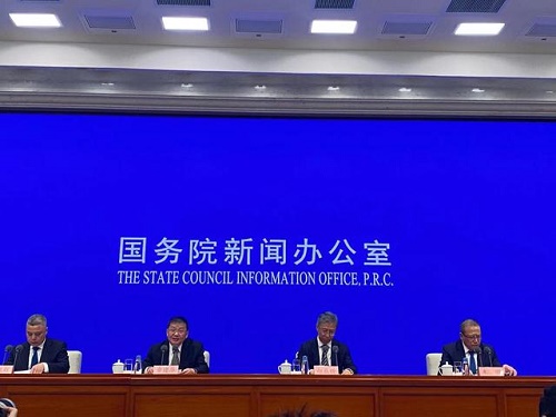 能源局章建华:今后新能源发展基本不需要国家补贴